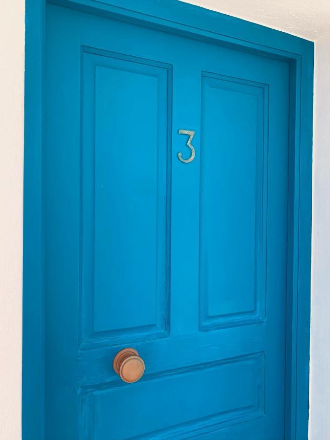 Manousos Rooms Adamantas  Екстериор снимка
