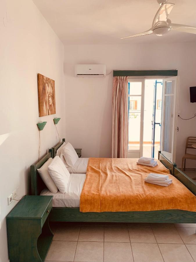 Manousos Rooms Adamantas  Екстериор снимка