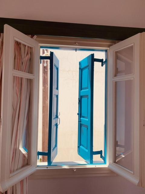 Manousos Rooms Adamantas  Екстериор снимка