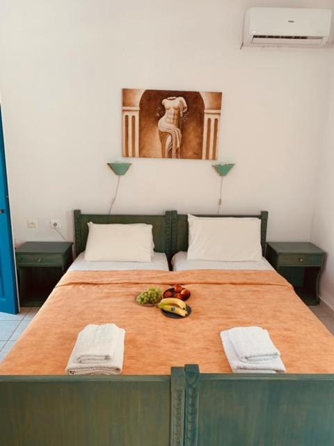 Manousos Rooms Adamantas  Екстериор снимка