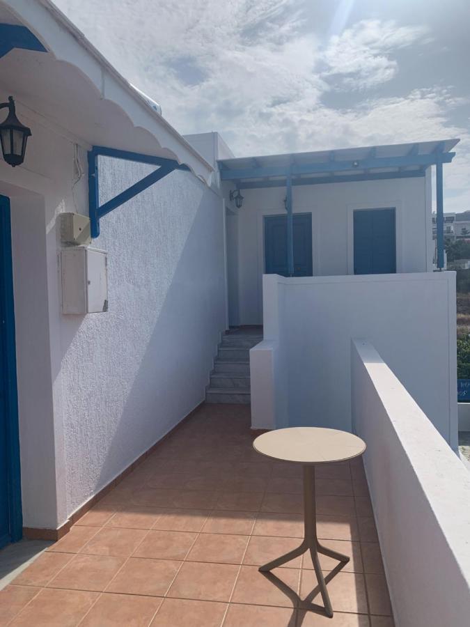 Manousos Rooms Adamantas  Екстериор снимка