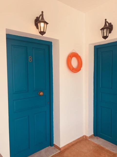 Manousos Rooms Adamantas  Екстериор снимка