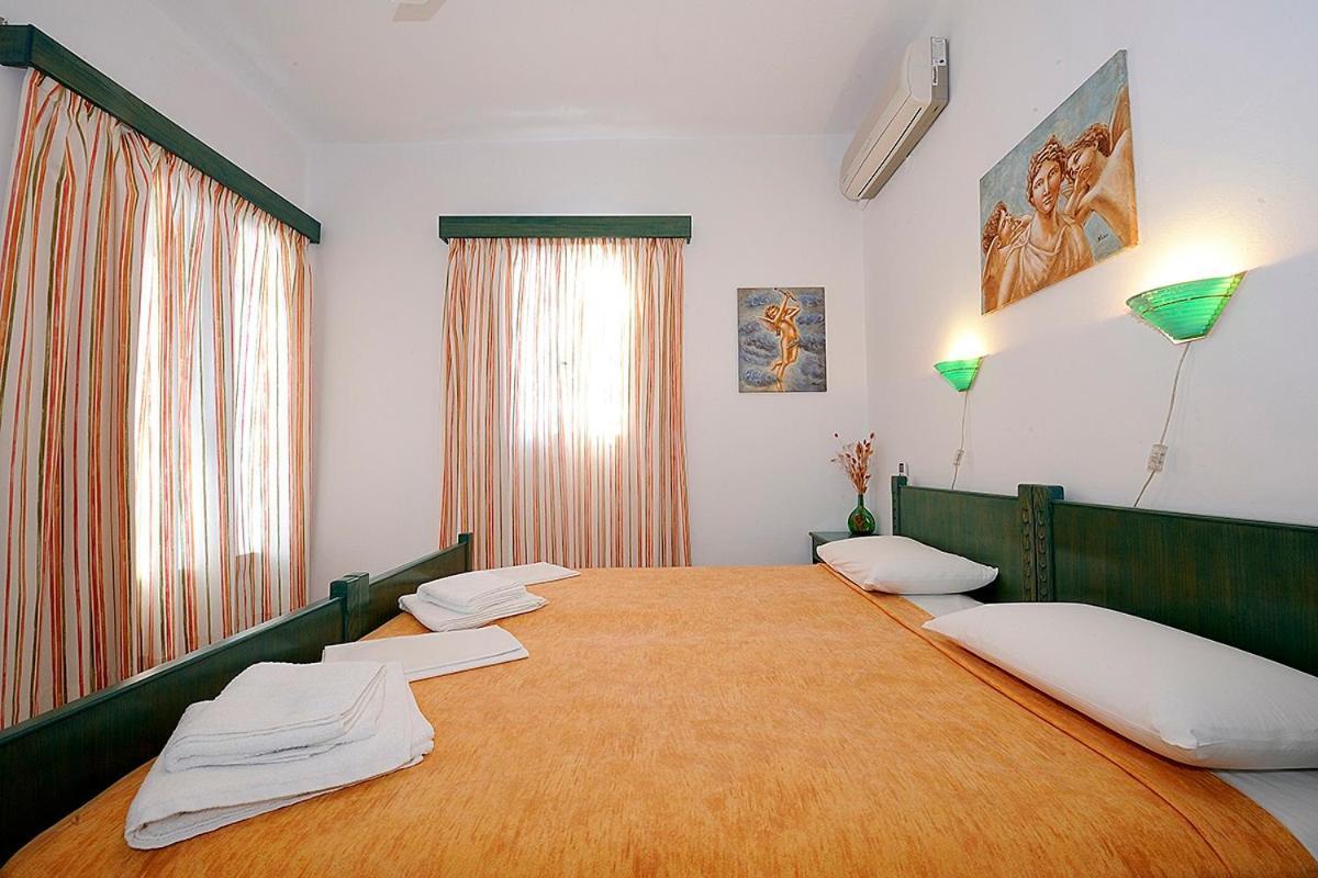 Manousos Rooms Adamantas  Екстериор снимка